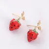 Dingle ljuskrona makersland röd jordgubbe örhänge härlig 3d simulering örhängen för kvinnor unik fruktdesign söta barn öron smycken