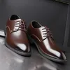 Nuove scarpe eleganti da uomo classiche da lavoro moda eleganti scarpe da sposa formali uomo Slip On scarpe Oxford da ufficio per uomo 2021 nuovo