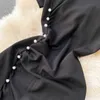 Chic femmes robe noire Style coréen col rond manches courtes perles décoration mince décontracté travail fête fendue Midi 210603