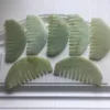 Jade Massage Comb Head Massager Original Natursten Xiuyan Jade Gua Sha Board Massage Body Hair Utjämning Skönhet Hälsovård Behandling