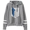 Attack On Titan Hoodie Anime Mäns Långärmad Striped Hooded Sweatshirt Pullover Topps Harajuku Y0803