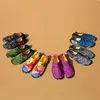 メンズ女性ビーチ夏の屋外のおいしい靴スパンスリッパのスリッパクイック乾燥アクアシューズスキーソックスストライプウォーターシューズ210315