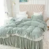 Conjuntos de cama conjunto inverno coral lã quatro peças princesa estilo branco cama chapa de edredão enrugado flanela de dupla face