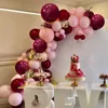decorazioni di festa in oro rosa