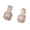 Pendiente de diseño cuadrado de moda Joyas de lujo Pendientes con dijes 925 Poste de plata Blanco AAA Cubic Zirconia Cobre 18k Oro Pendientes de diamantes para mujeres Fiesta Regalo de boda