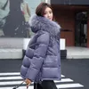 Дамы мода твердая короткая зимняя куртка женщины с капюшоном Parka теплый повседневный большой меховой мех верхняя одежда женская одежда 210923