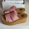 Designer Espadrille Sandália Plataforma Salto Cunha Mule Glyn Impressão Branca Cunha Amadeirada Letra Sandálias Lona Salto Alto Com Caixa NO312