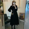 Werueruyu fransk stil spets vintage svart sammet klänning kvinnor höst vinter klänning mode party klänningar 210608