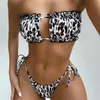 Kvinnors badkläder Cutout Bandeau Bikini Set Leopard Swimsuit Summer Beach Wear Bathing Suits 2021 Sexig String slips veckad