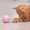 Jouet de chat interactif automatique coloré LED boule auto-rotative avec cloche de cataire et jouets de plumes USB jouet de chaton de chat rechargeable 210929