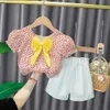 Terno de verão top + shorts 2pcs bowknot decorativo impressão padrão menina roupas crianças roupas meninas 210528