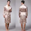 Mäns Sleepwear Men Satin Silk Robe Casual Kimono Bathrobe Gown Långärmad nattklänning Lounge Wear Nightwear Soft Homewear Paj316T