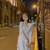 Élégant dentelle à manches longues robe mi-longue hiver blanc femmes col en v coréen printemps soirée dame fête fée 210604