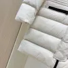 Frauen Daunenjacke Verkäufer Nylon kurze Daunen Großhandel Reißverschluss Taschen Gürtel dicker warmer Mantel klassische Designer Frau Pelz Kapuze Winter lose lange Outwe