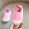2021 infantile enfant en bas âge chaussures filles garçons décontracté maille chaussures fond souple confortable antidérapant enfant bébé premiers marcheurs chaussures 210317