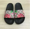 Lyxmärke Desinger G Man Eller Kvinnor SKOR TOFFEL SOMMAR PVC Dam Sandal Fritidsrutschbanor Utomhus Kvinnliga Flip Flops Strandskor