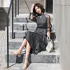 Moda novo vestido de chiffon transparente de manga comprida vestido de bolinhas senhoras temperamento elegante vestido longo 210309