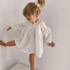 Çocuklar Elbise Yeni Sonbahar V-yaka Avrupa Amerikan Düz Beyaz Pamuk Keten Uzun Kollu Japon Tarzı Bebek Kız Prenses Elbise G1129