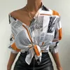 2021 Bahar Kadınlar Down Yaka Gazete Baskı Uzun Fener Kol Düğme Beyaz Retro Rahat Gömlek Resmi Ofis Giyim Bluz Q0911