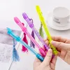 Żelowe długopisy 1PC Kreatywne urocze flet Kształt Pen Student Pigieniera papiernicze Nowość