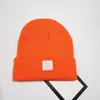 قبعة صغيرة للجنسين محبوك قبعة الشتاء skullies الملحقات الدافئة 10 ألوان أزياء في الهواء الطلق الحروف كاب