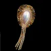 Oszałamiająca Vintage AB Accent Imitated Pearl Oval Tassel Drop Brooches Pins Badge Corset Biżuteria na ślub Festiwal
