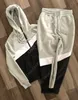 kvinnor tryckt tracksuit