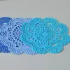 Tapis Tapis 10 PCS LOT Napperon Rond Coton Fait Main Crochet Tasse Tapis 16 Couleurs 20 CM X 20 CM Place Mat254N