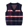 2-8T Plaid Sweater Tank For Boy Girl Toddler Kid Baby Spring Autumn V Neck Knit Top Fall Fashion Vest Knitwear Clothes 211011
