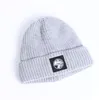 Cappello lavorato a maglia per coppie di peluche Cappello di lana caldo per il tempo libero autunnale e invernale di lusso