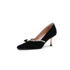 Ochanmeb designer velours chaussures femmes doux noeud papillon perles fête mariage chaussures de mariée talons aiguilles pompes rouge noir