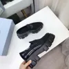 2021S Femme Chaussures décontractées Plateforme de basticules à lacets Black Leathers Lace-Up Skate Flats Luxury Designer Shoes With Box Femmes EU34-41