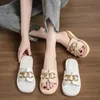 Vrouwen Slippers Mode Persoonlijkheid Effen Kleur Ketting DIGN Casual Woonkamer 2021 Externe Wear Flat Woman Sho