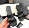 NOUVEAU Gelée De Luxe Pantoufles Sandales En Cristal Diapositives Talons Hauts Pantoufle D'été Plage Pantoufles À Fond Épais Plate-Forme Alphabet Lady Chaussures 35-41