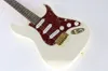 Классическое белое тело электрическая гитара с ключей, красным жемчугом пикера, золотое оборудование, предоставлять индивидуальные услуги