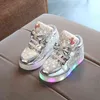 Lights Up Shoes Glowing Sneakers for Girls Basket Led Children Lighting Luminous basket enfant led 220115