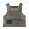 Braune Blumen Buchstaben Taktische Westen Mode Leder Schutzweste Outdoor Jagd Zyklus Westen Damen Herren Vintage Tanks