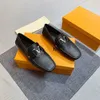 High quality men's dress shoes casual flats bottom Loafers fashion luxury metal button peas shoes classic driving shoes for men