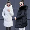 Grande taglia 6xl 7xl Women's Winter Gacks Fashion White Black Coat Female Big Pellino inverno Parkas con cappuccio caldo Outwear lungo 210819