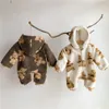 Winter Newborn Baby Cartoon Bear Print Fleece Thicken Rompers Hooded Infants Boy Clothes Kids Toddler Girls Warm Jumpsuits 210309