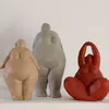 Настольный Украшение смолы Аннотация FAT Lady Figurines Nordic Creative Женщина Украшения Винтаж Дома Декор Урожай Настольный Craft Современный 210811