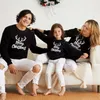 Aile Noel Kazak Baba Anne Kızı Oğul Eşleştirme Kıyafetler Bakmak Yıl Çocuk Hoodies Giyim Mommy ve Me Giysileri 210922