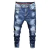 Spring and Lato Męskie Ripped Jeans Trendy Marka Młodzież Rozciąganie Regularne Dane Dżinsowe Spodnie Męskie Szczupłe Proste Nogi Spodnie 210531