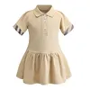 vestito da bambina Nuovi vestiti estivi Neonate di marca risvolti Abbigliamento per bambini Abiti in cotone dritto per bambini stile Inghilterra 210303