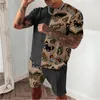 メンズトラックスーツスーツの蝶のトレンド印刷マッチングOネック半袖トップショーツツーピース衣装ファッション男性セットメンズ服