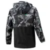 Herren Parka Mittellanger Mantel Graffiti Patchwork Camouflage Doppelseitige Abnutzungsjacke Hip-Hop Streetwear Winter Warmer Outdoor-Mantel Y1103