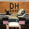 Topkwaliteit mannen vrouwelijke ontwerpers skateboarden schoenen zwart wit de 50 ts nacht van kattenkwaad dikke beren vreemde liefde unc lage heren sport lopen sneakers