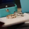 Luxury Designers rings Band Rings couple ring geometric simplicity fashion high quality gifts party shopping is very beauul nice1185484