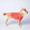 高級ペットドッグアパレル秋/冬のファッション犬アビネスジャケットの手紙の紫色の暖かい猫パーカーコート赤い服の壁のブルドッグ服