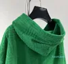 Marque de luxe Designer Green Towel Hoodies Femmes 2022 Irrégulière Dark Stripes Hooded Loose Hoodie Polyvalent et Durable Fashion Ladies Hoodie